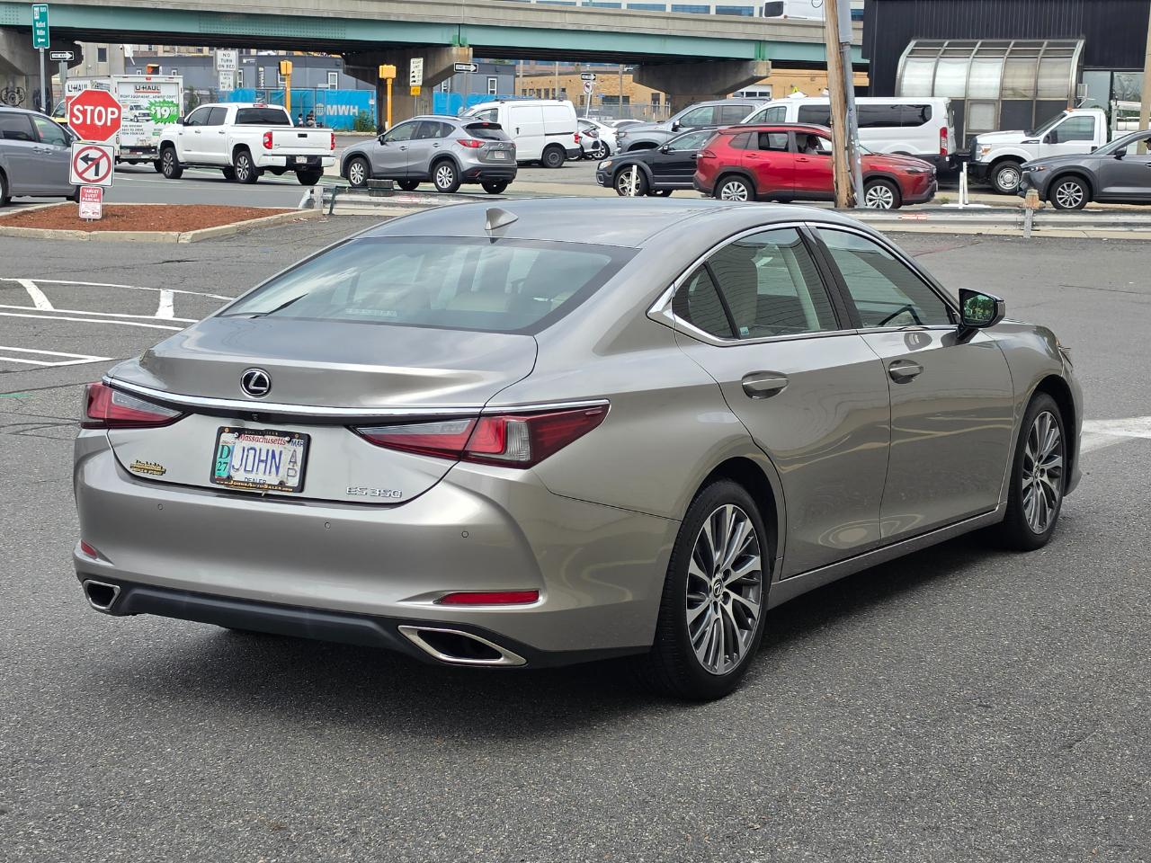Lexus ES ES 350 FWD 2019
