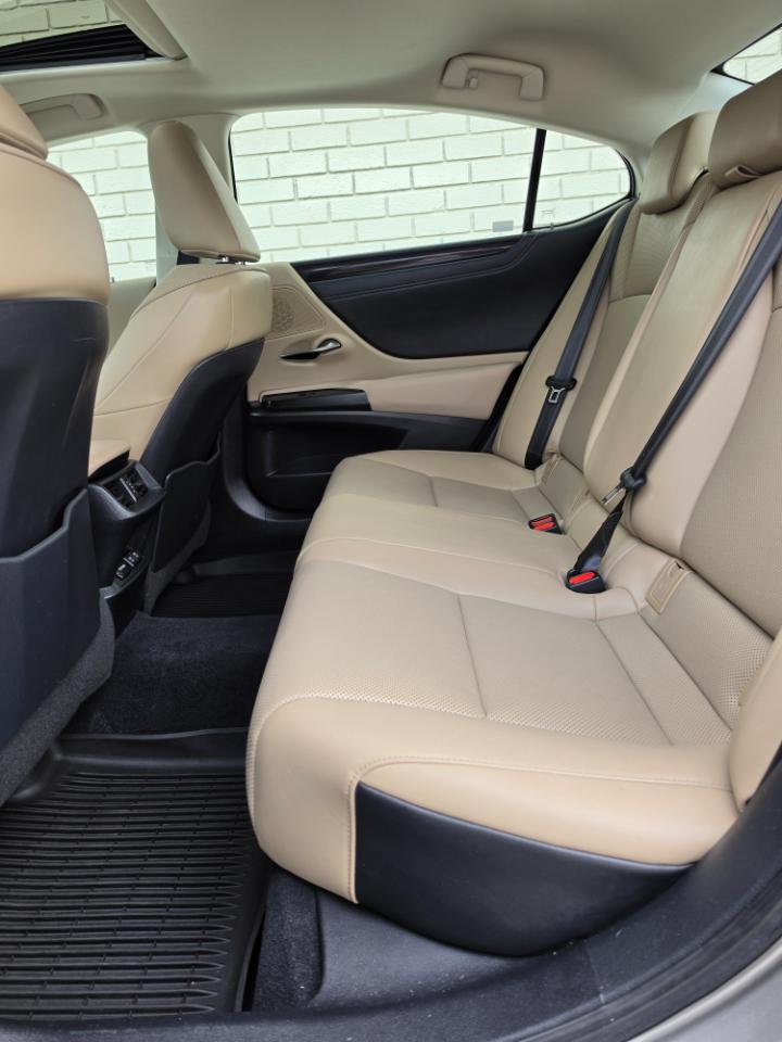 Lexus ES ES 350 FWD 2019
