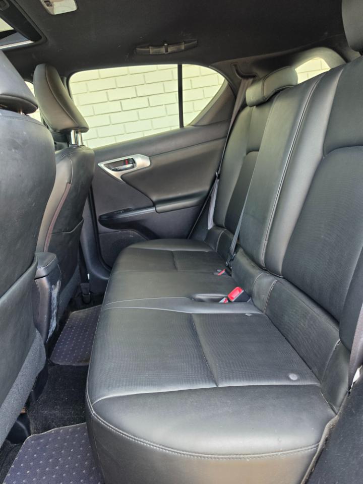 Lexus CT 200h 5dr Sdn Hybrid 2013