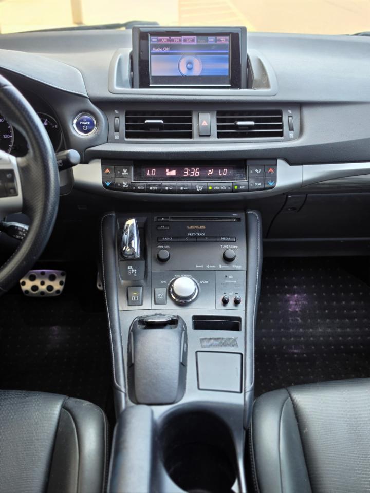 Lexus CT 200h 5dr Sdn Hybrid 2013