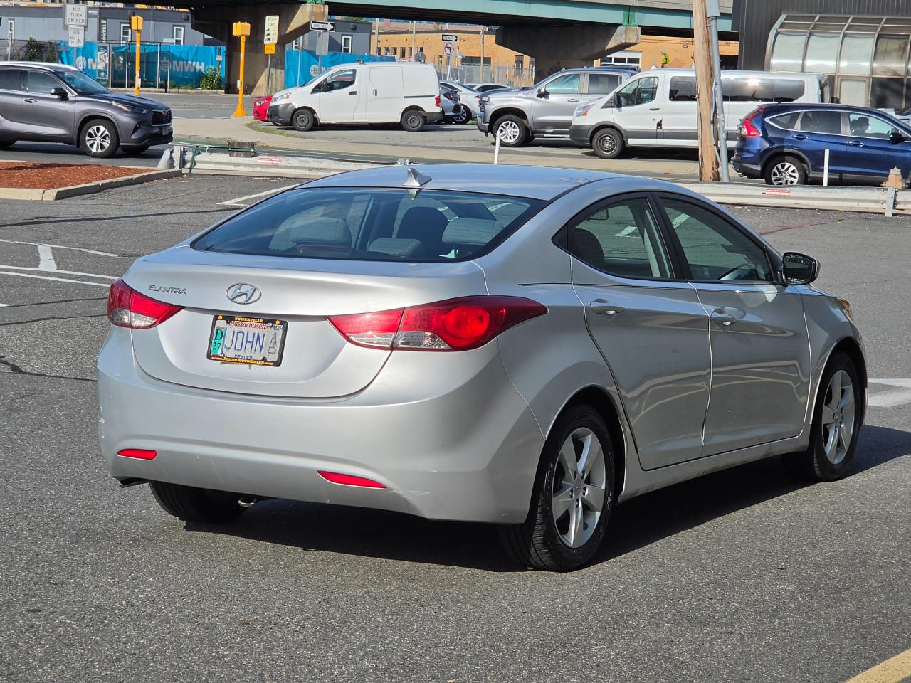 Hyundai Elantra 4dr Sdn Auto GLS PZEV (Ulsan Plant) 2013