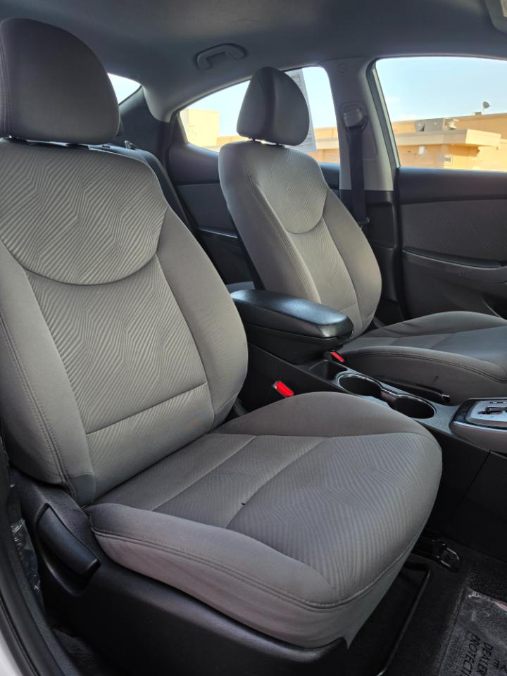 Hyundai Elantra 4dr Sdn Auto GLS PZEV (Ulsan Plant) 2013