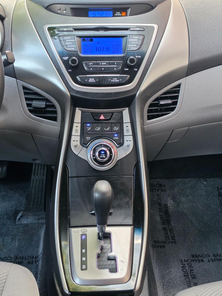 Hyundai Elantra 4dr Sdn Auto GLS PZEV (Ulsan Plant) 2013