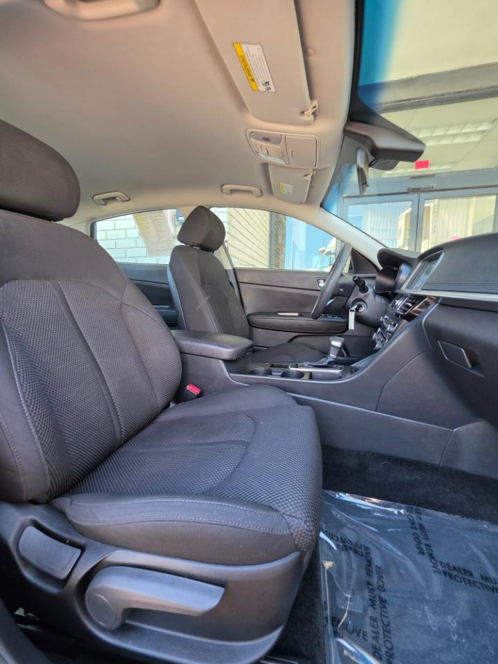 Kia Optima LX Auto 2020