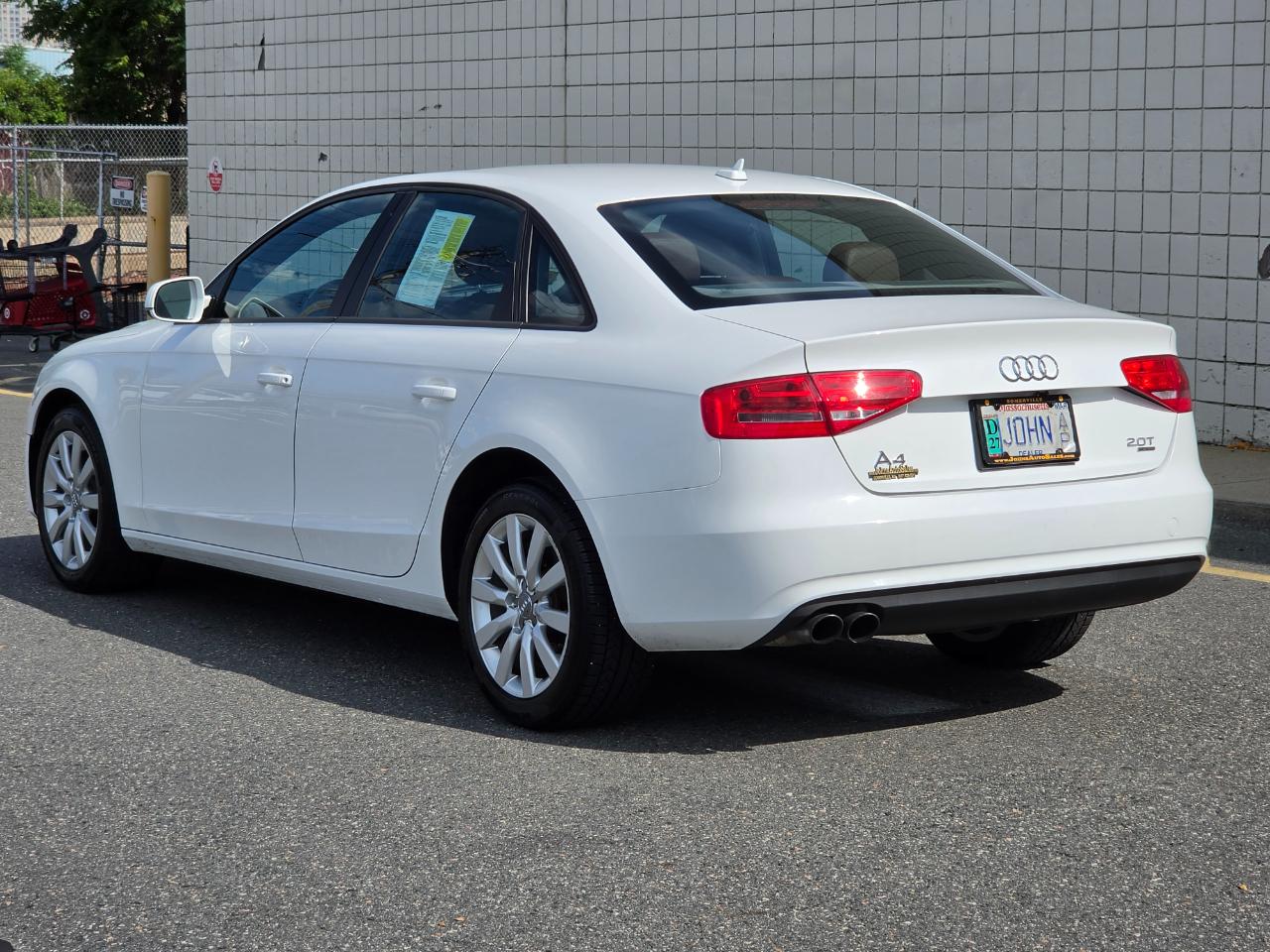 Audi A4 4dr Sdn Auto quattro 2.0T Premium 2014