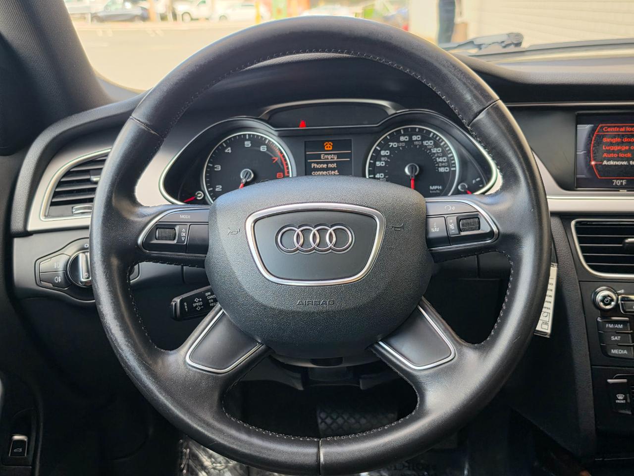Audi A4 4dr Sdn Auto quattro 2.0T Premium 2014