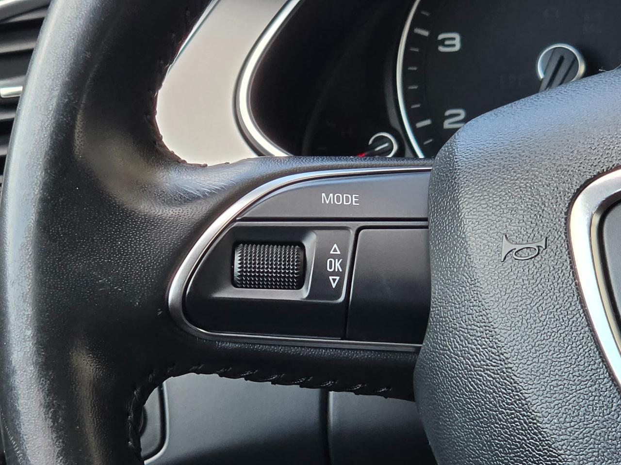 Audi A4 4dr Sdn Auto quattro 2.0T Premium 2014