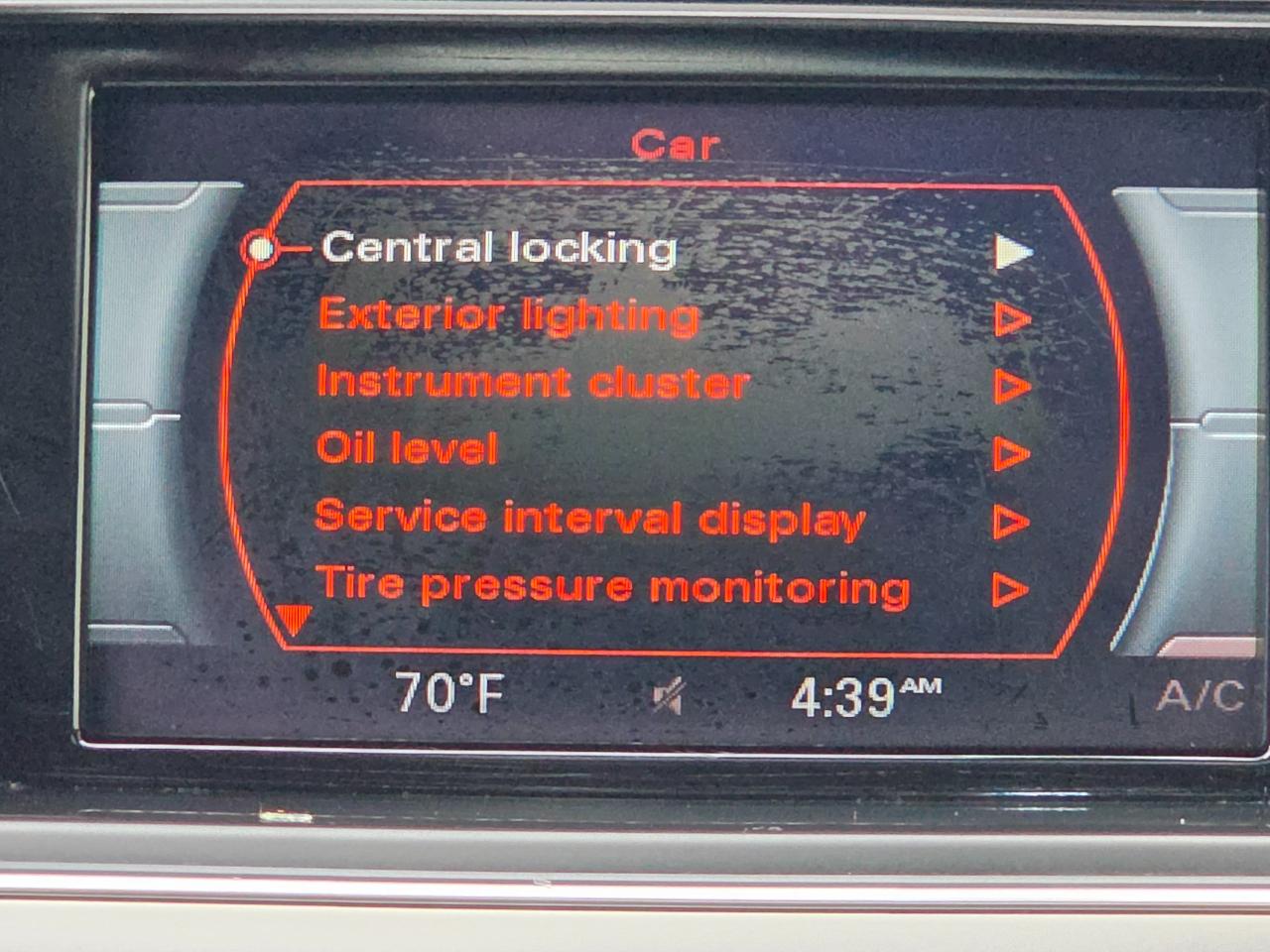 Audi A4 4dr Sdn Auto quattro 2.0T Premium 2014