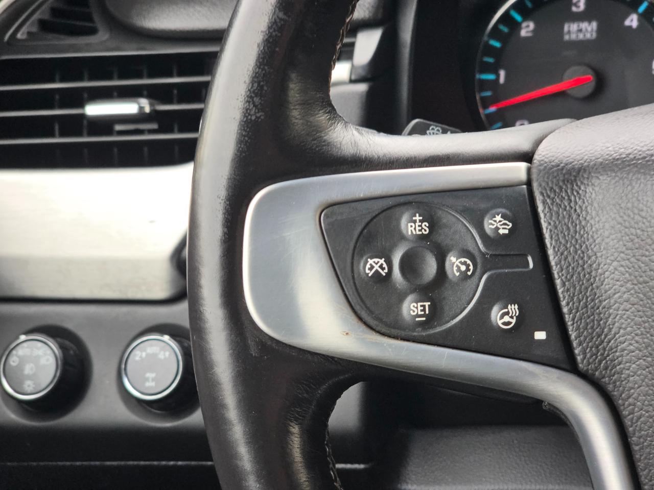 GMC Yukon 4WD 4dr SLT 2017