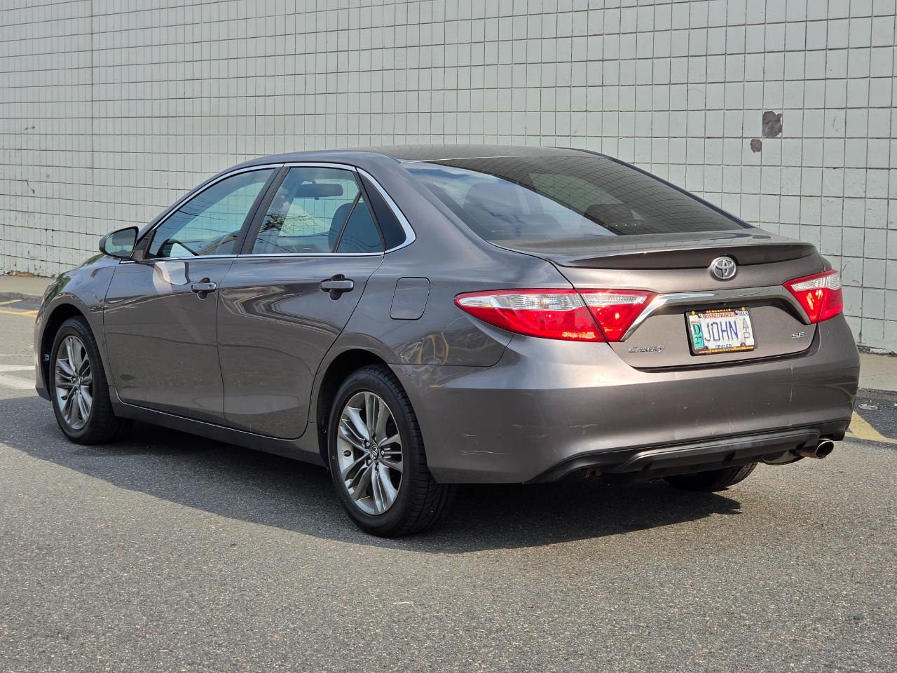Toyota Camry XLE Auto (Natl) 2017