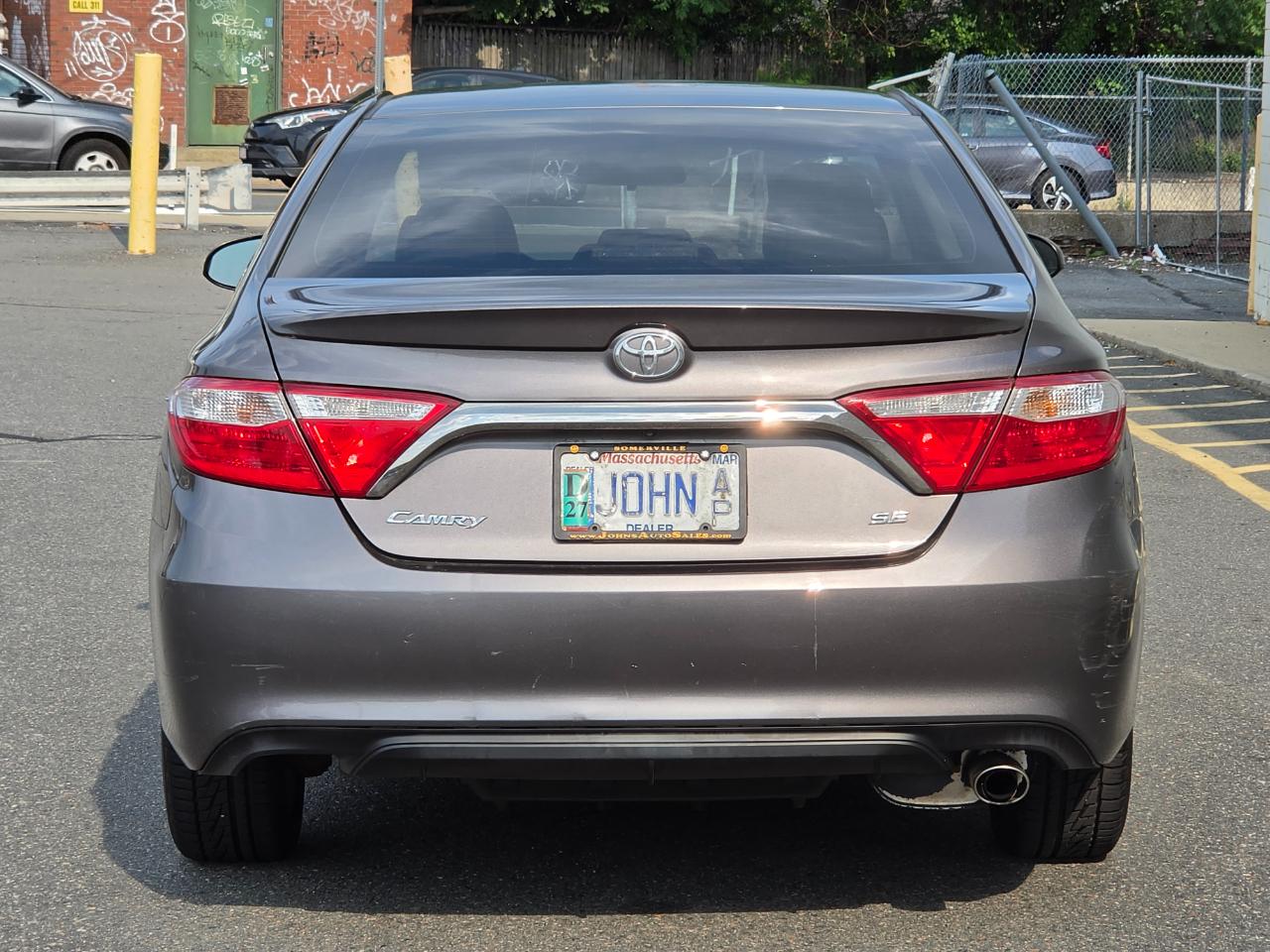 Toyota Camry XLE Auto (Natl) 2017