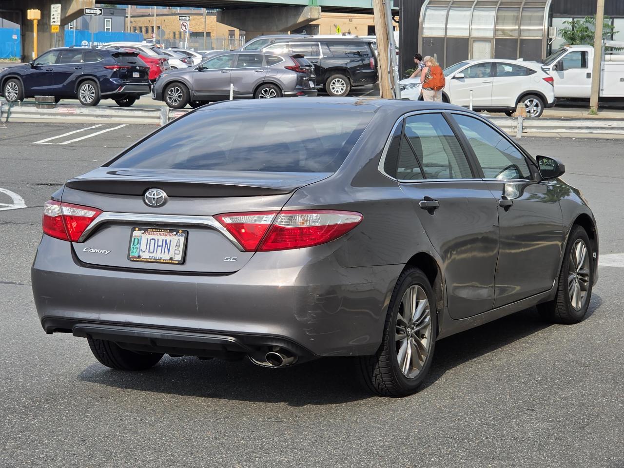 Toyota Camry XLE Auto (Natl) 2017