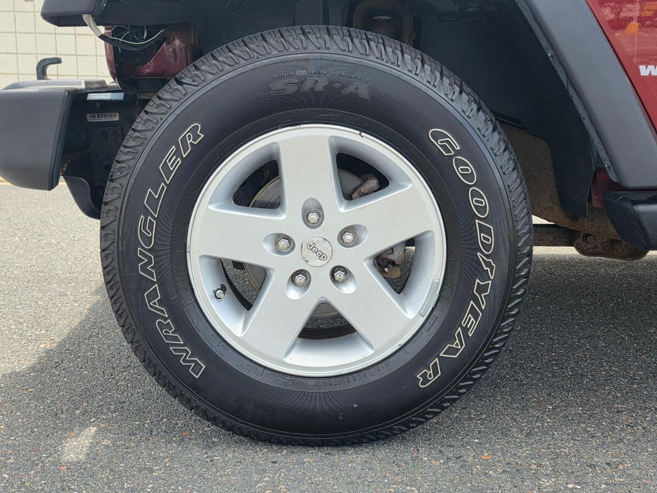 Jeep Wrangler 4WD 2dr Sport 2010