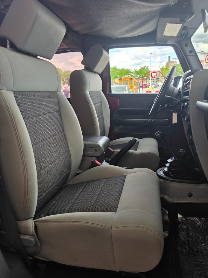 Jeep Wrangler 4WD 2dr Sport 2010