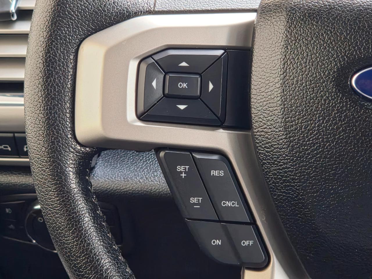 Ford F-150 4WD SuperCab 145" Lariat 2016