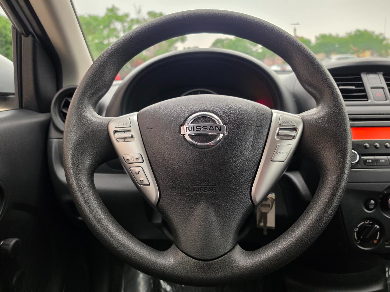Nissan Versa 4dr Sdn CVT 1.6 S Plus 2016