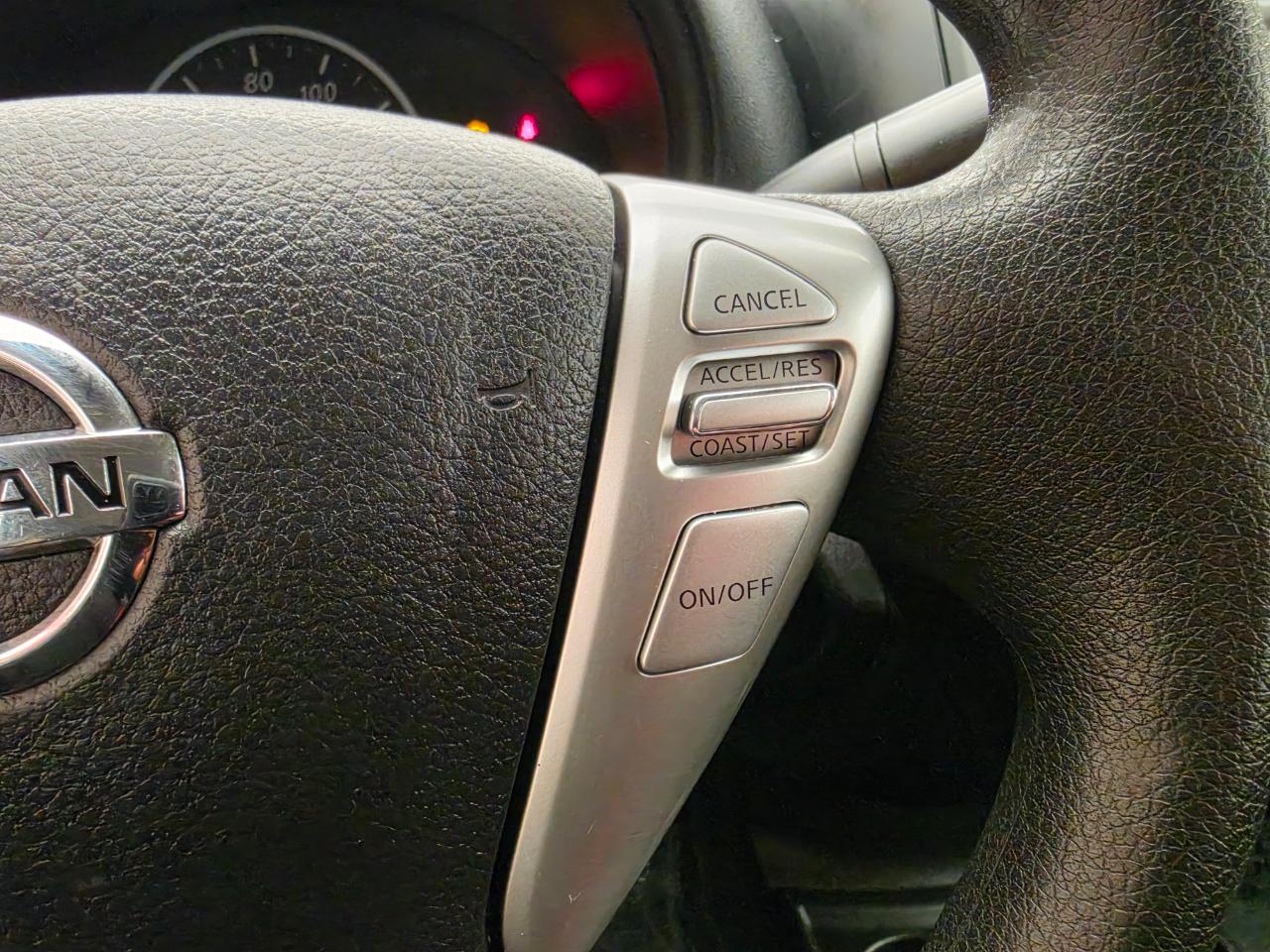 Nissan Versa 4dr Sdn CVT 1.6 S Plus 2016