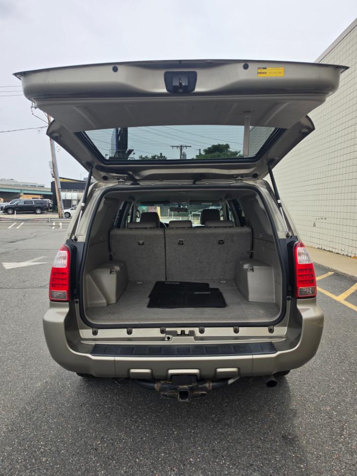 Toyota 4Runner 4dr SR5 V8 Auto 4WD (Natl) 2006