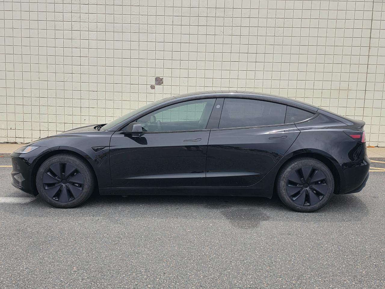 Tesla Model 3 Long Range AWD 2025