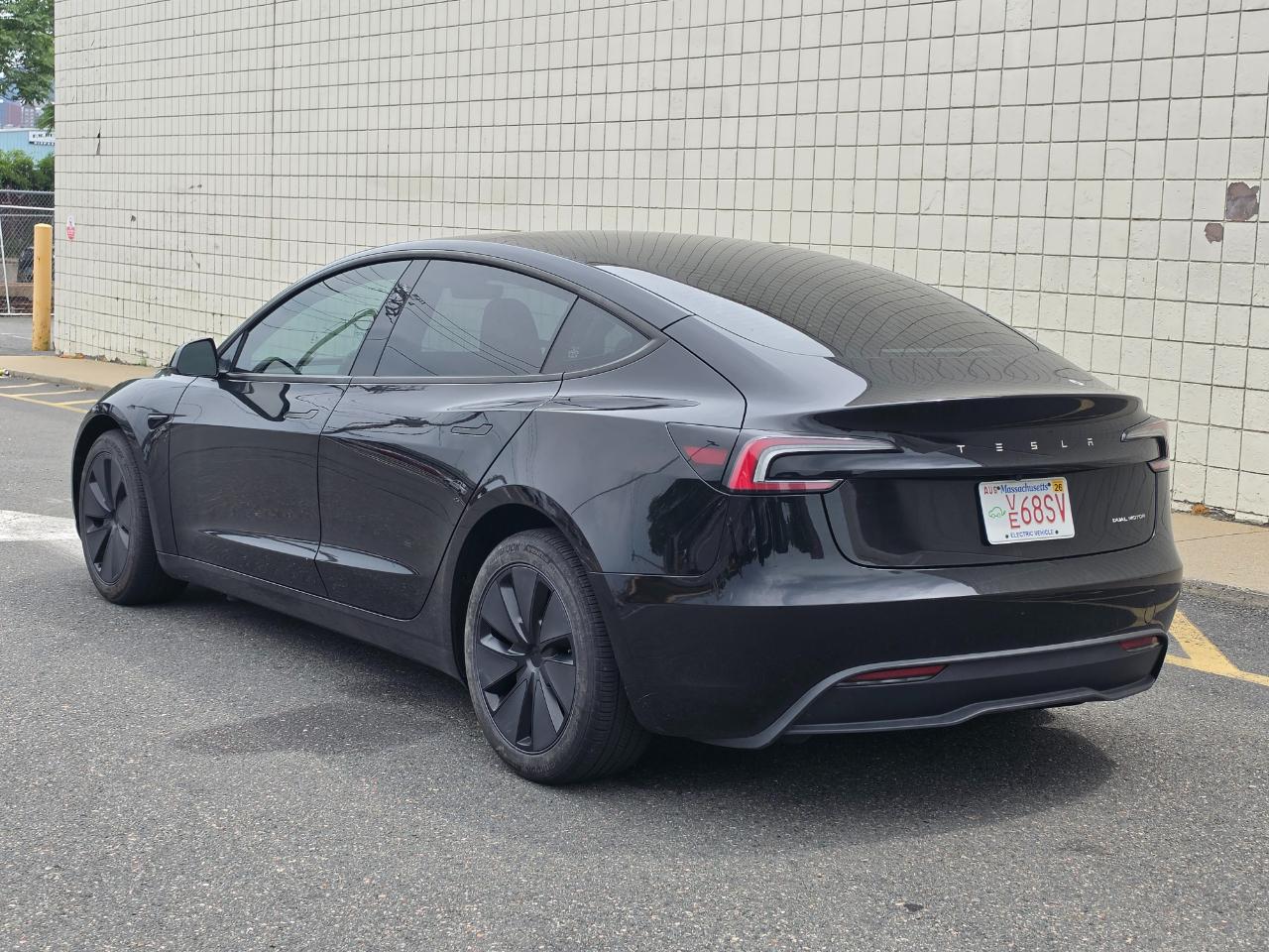 Tesla Model 3 Long Range AWD 2025
