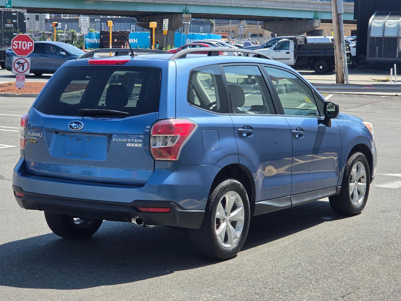 Subaru Forester 4dr CVT 2.5i PZEV 2015