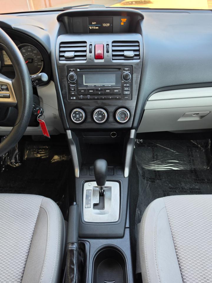 Subaru Forester 4dr CVT 2.5i PZEV 2015