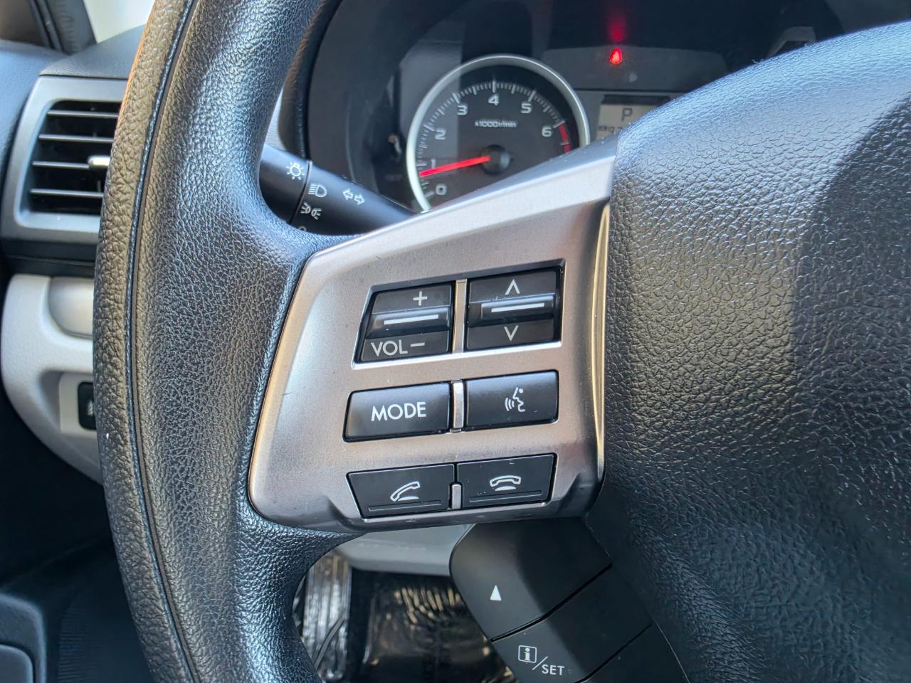Subaru Forester 4dr CVT 2.5i PZEV 2015