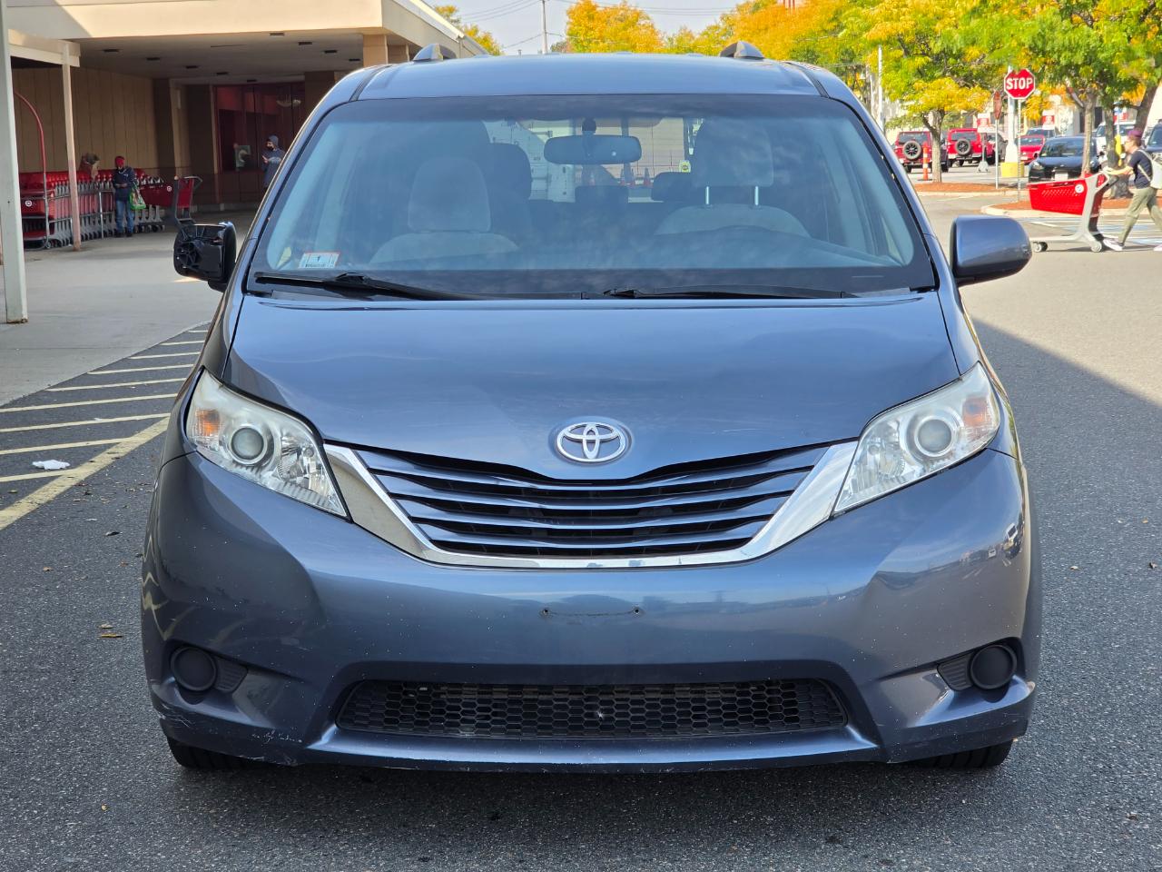 Toyota Sienna LE AWD 7-Passenger (Natl) 2017
