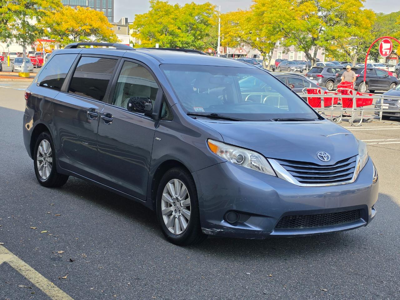 Toyota Sienna LE AWD 7-Passenger (Natl) 2017