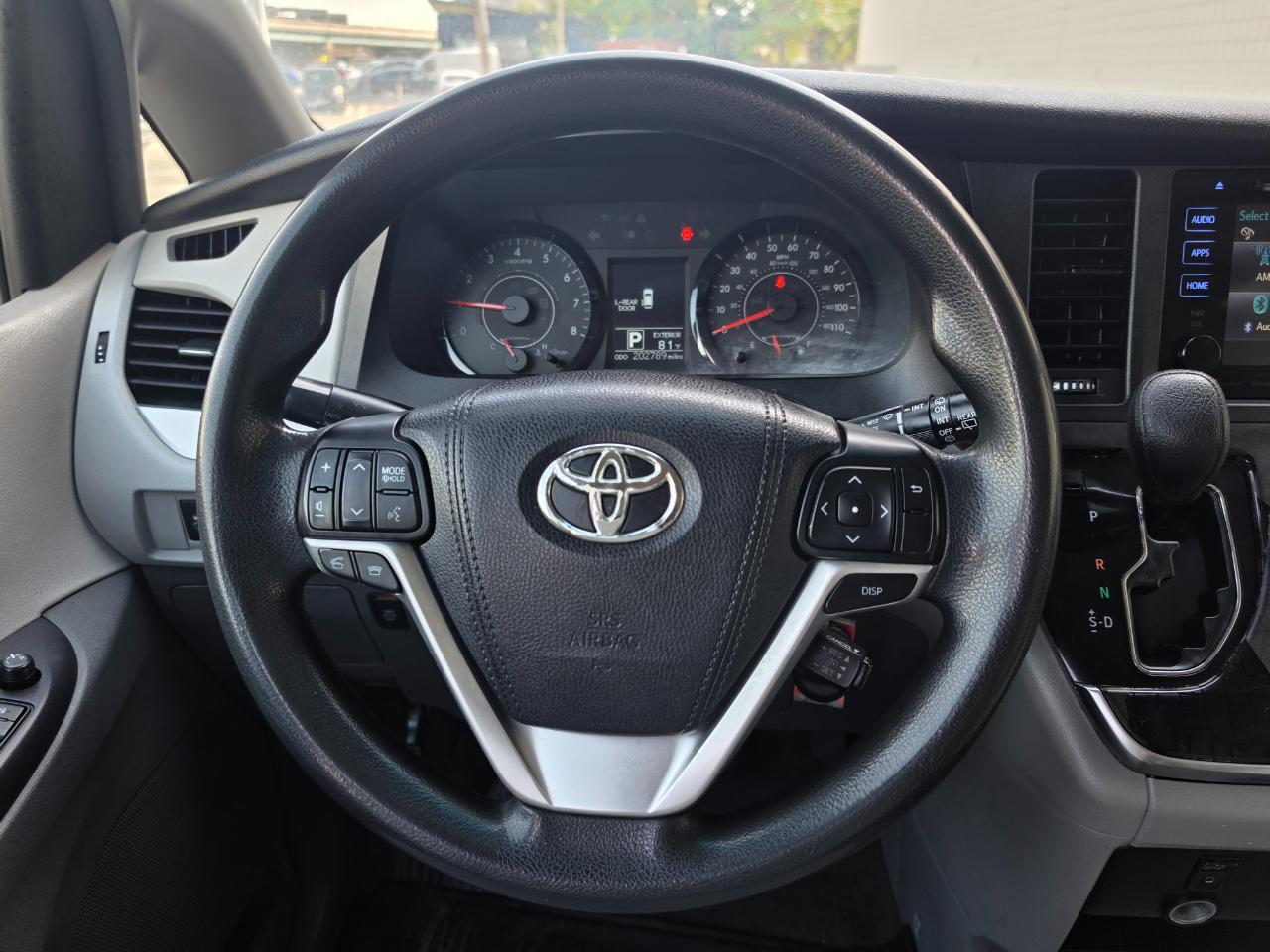 Toyota Sienna LE AWD 7-Passenger (Natl) 2017