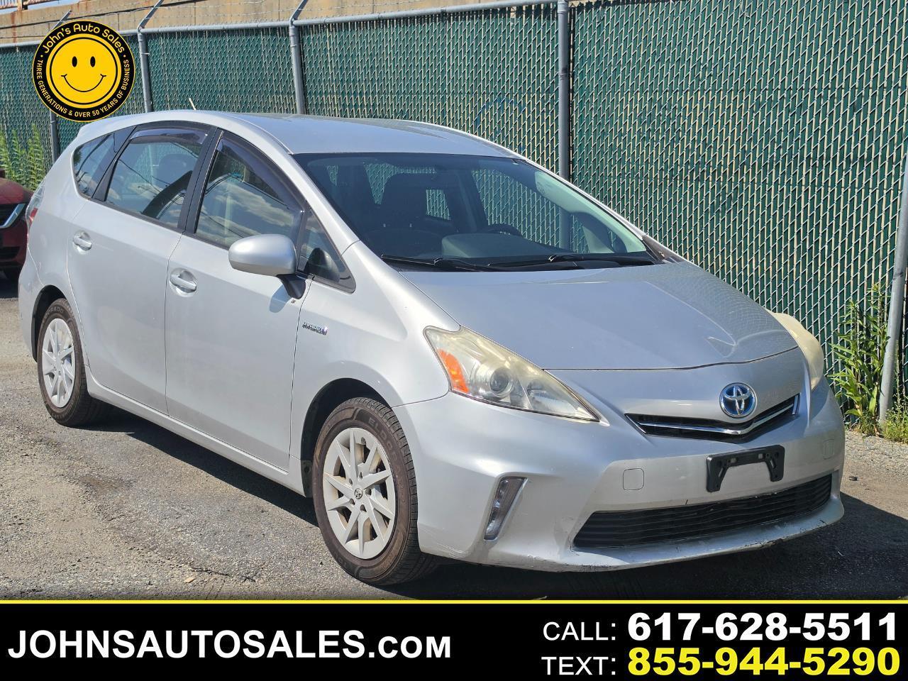 Toyota Prius V 5dr Wgn Three (Natl) 2012