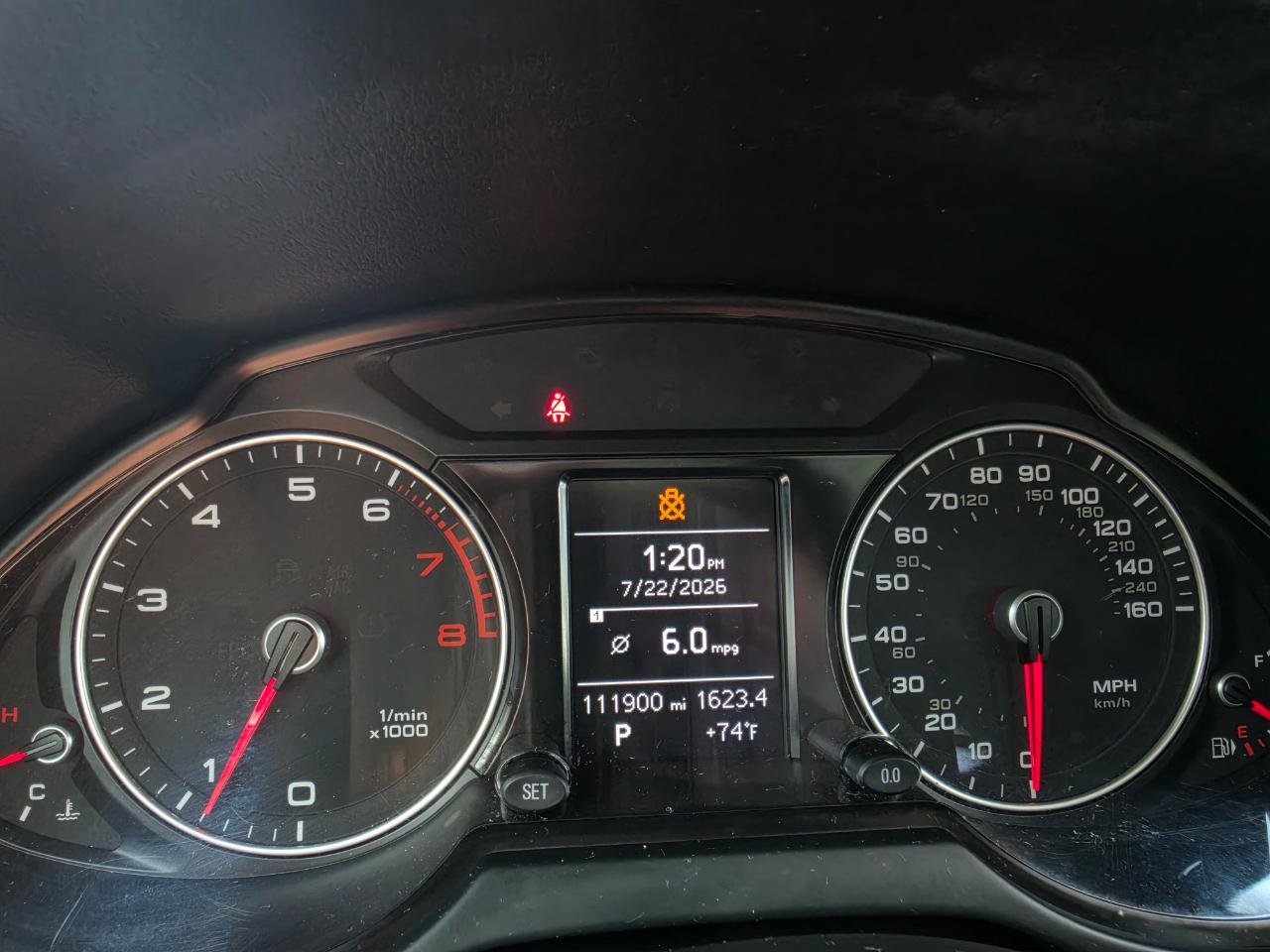Audi Q5 quattro 4dr 2.0T Premium 2014