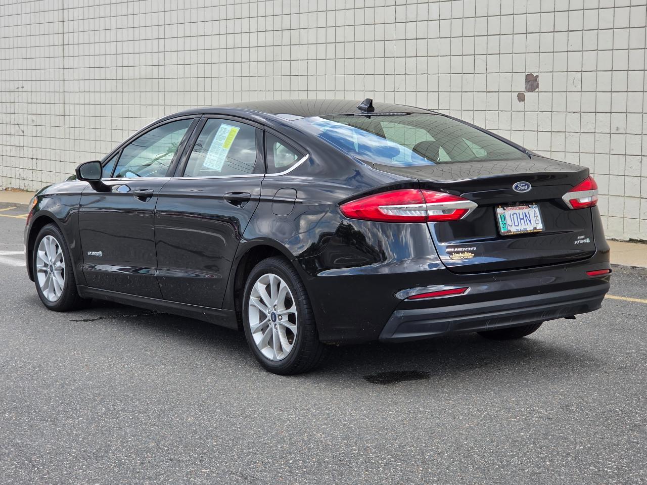Ford Fusion Hybrid SE FWD 2019