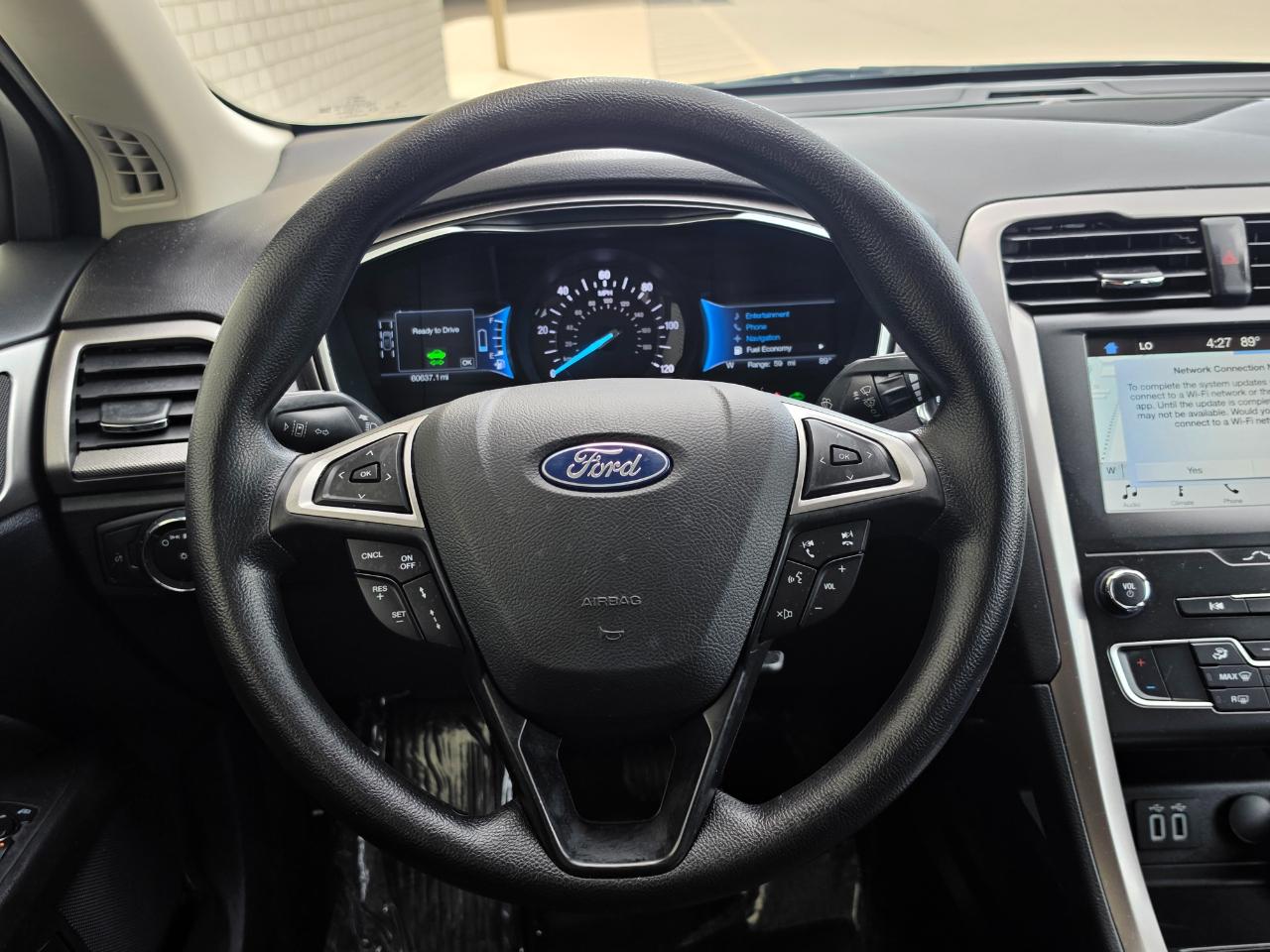 Ford Fusion Hybrid SE FWD 2019