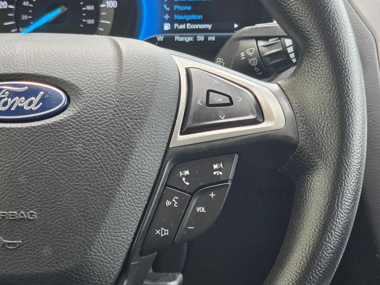 Ford Fusion Hybrid SE FWD 2019