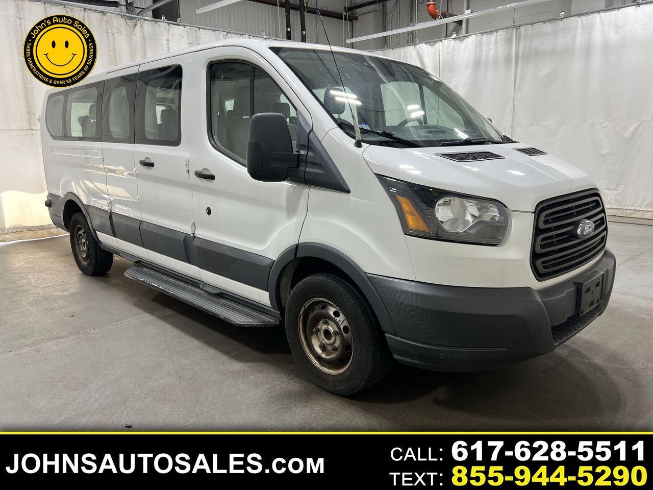 Ford Transit Passenger Wagon T-350 148" Low Roof XLT Swing-Out RH Dr 2018