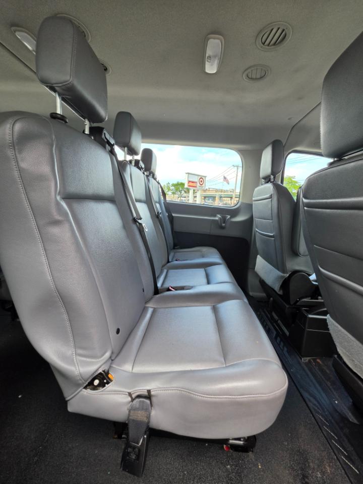Ford Transit Passenger Wagon T-350 148" Low Roof XLT Swing-Out RH Dr 2018