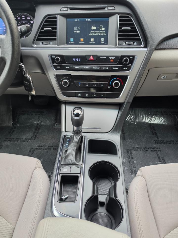 Hyundai Sonata 4dr Sdn 2.4L Sport PZEV 2016