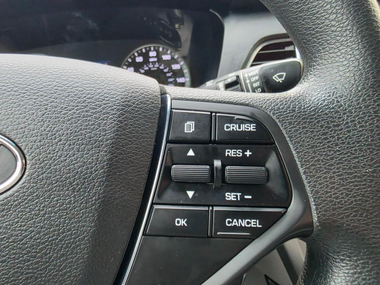 Hyundai Sonata 4dr Sdn 2.4L Sport PZEV 2016