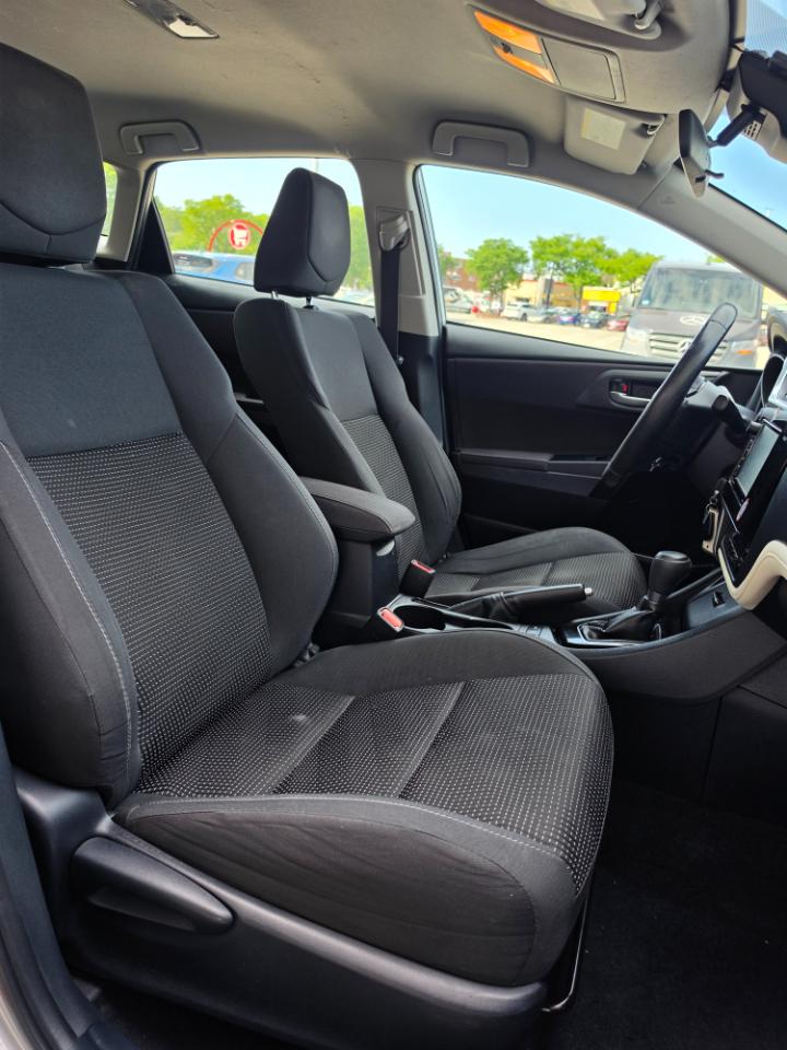 Toyota Corolla iM Manual (Natl) 2018