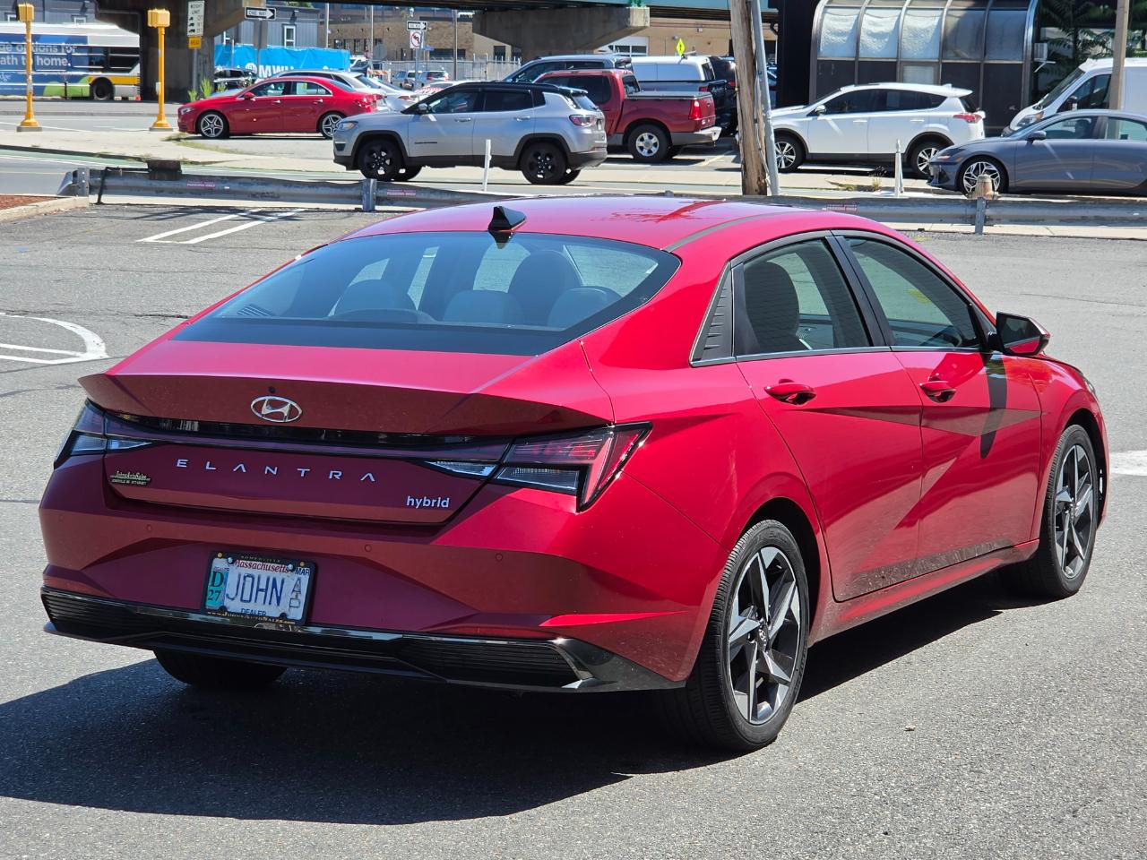 Hyundai Elantra Hybrid Limited DCT 2022