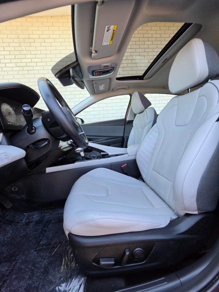 Hyundai Elantra Hybrid Limited DCT 2022