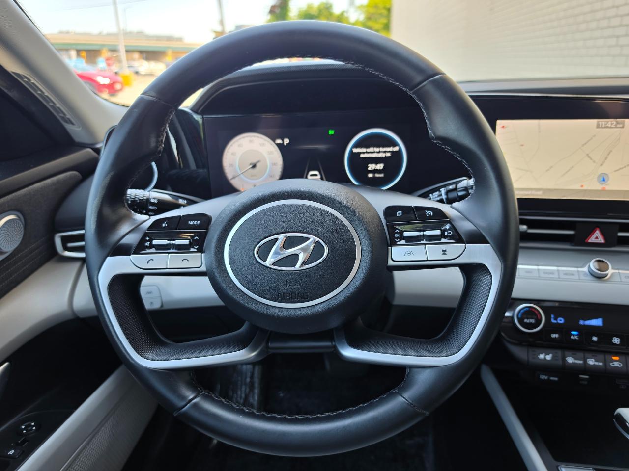 Hyundai Elantra Hybrid Limited DCT 2022