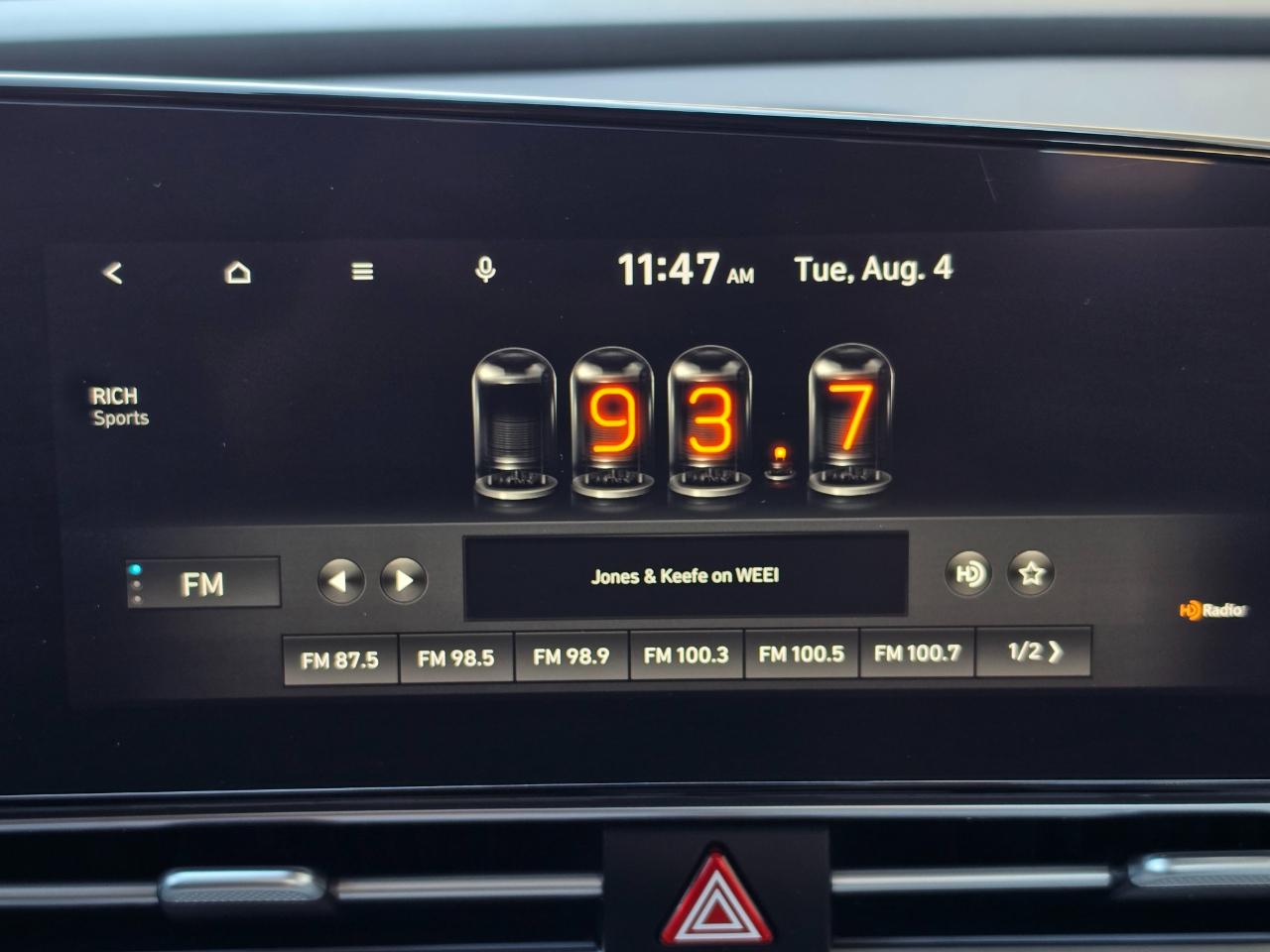 Hyundai Elantra Hybrid Limited DCT 2022