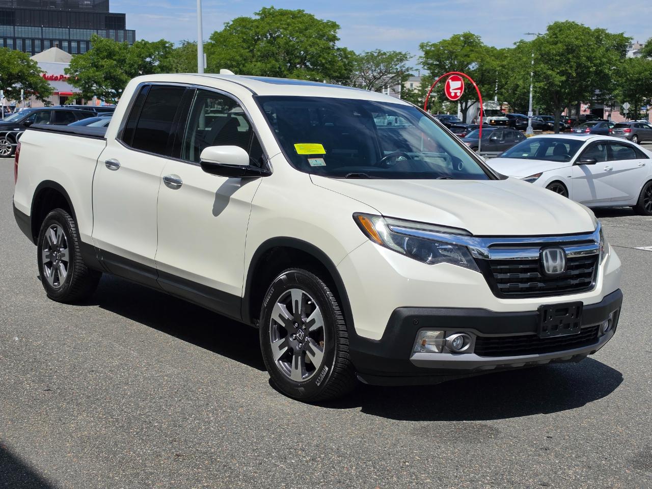 Honda Ridgeline RTL-E 4x4 Crew Cab 5.3' Bed 2017