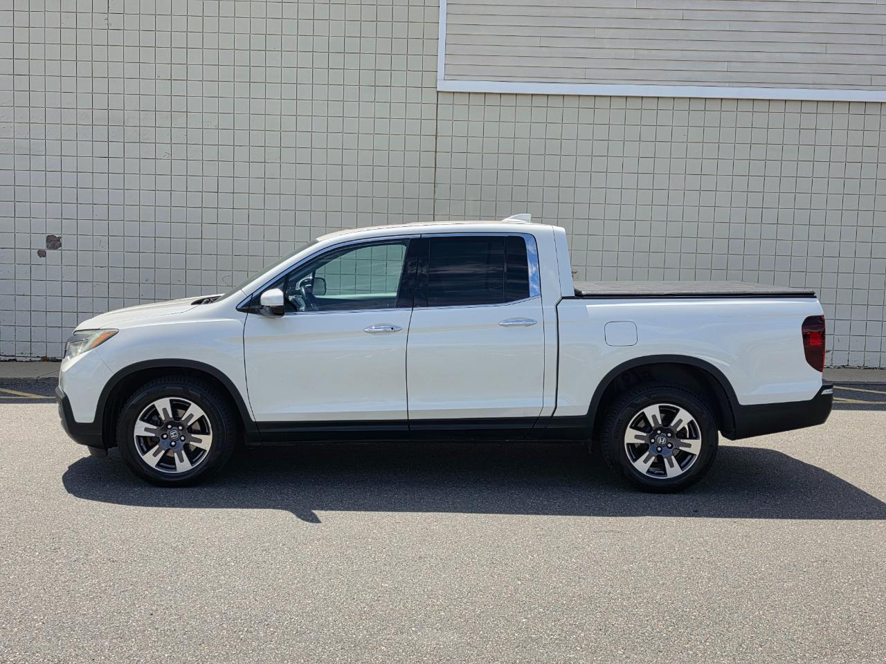Honda Ridgeline RTL-E 4x4 Crew Cab 5.3' Bed 2017