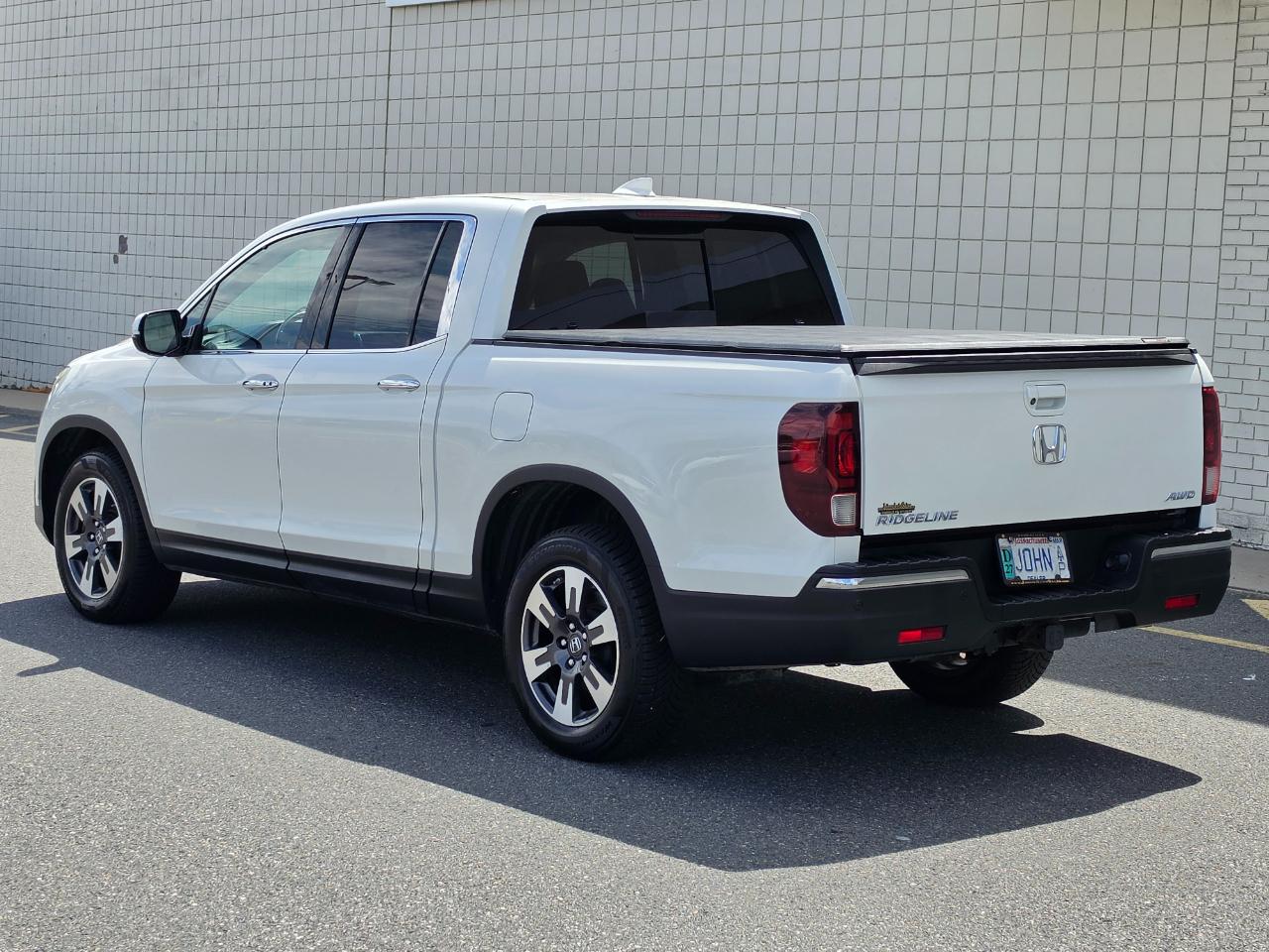 Honda Ridgeline RTL-E 4x4 Crew Cab 5.3' Bed 2017