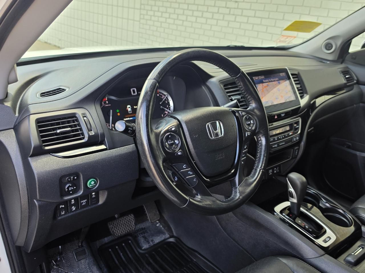 Honda Ridgeline RTL-E 4x4 Crew Cab 5.3' Bed 2017