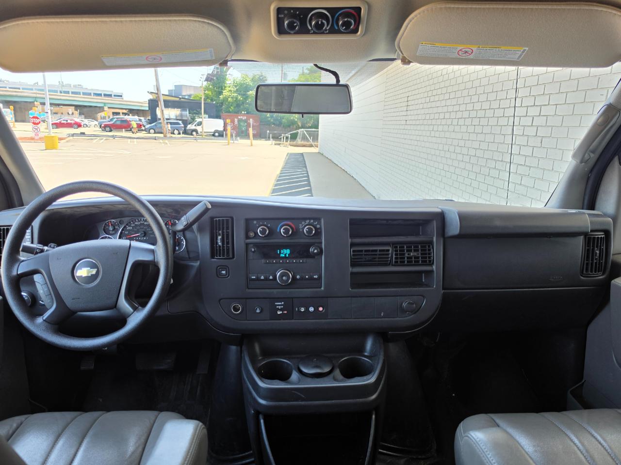 Chevrolet Express Passenger RWD 2500 135" LS 2013