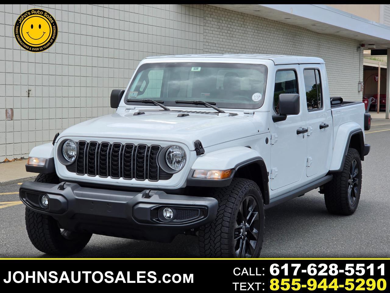 Jeep Gladiator Nighthawk 4x4 *Ltd Avail* 2025